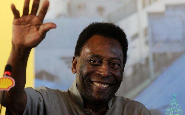 What is anasarca, a condition that may have affected Pelé
