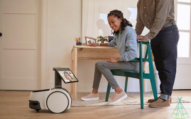 Amazon lance Astro, un robot avec Alexa et sa propre personnalité